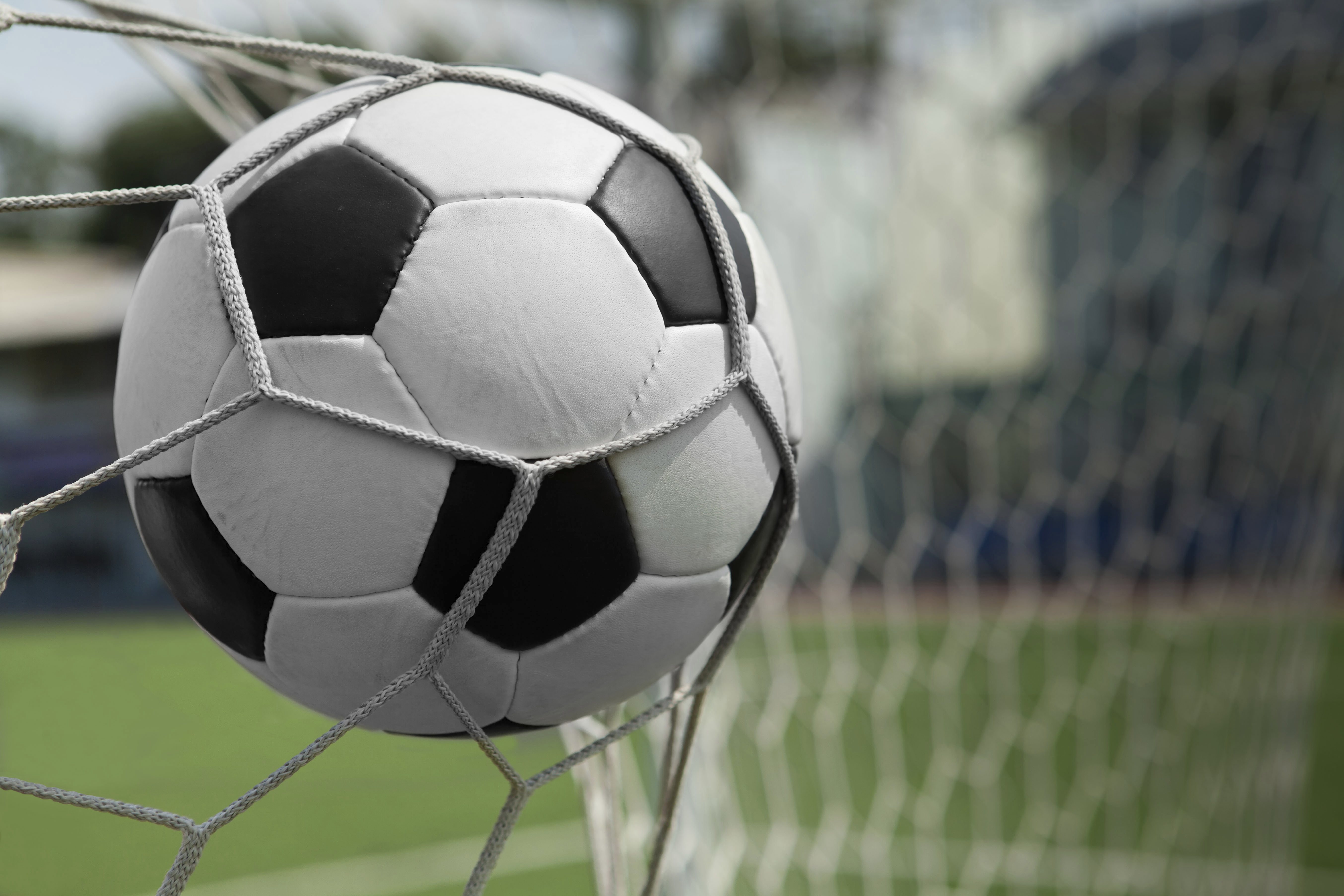 James Caan How To Stick To Your Business Goals In 2014 Guardian 