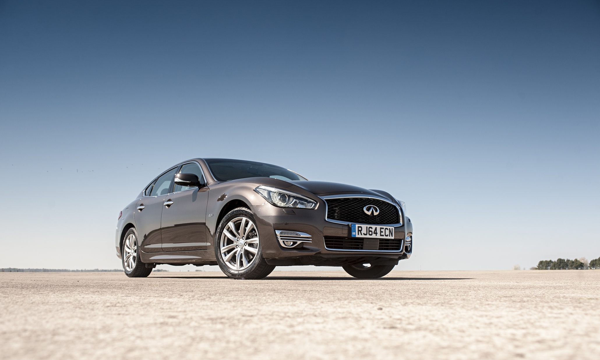 On the road: Infiniti Q70 – car review