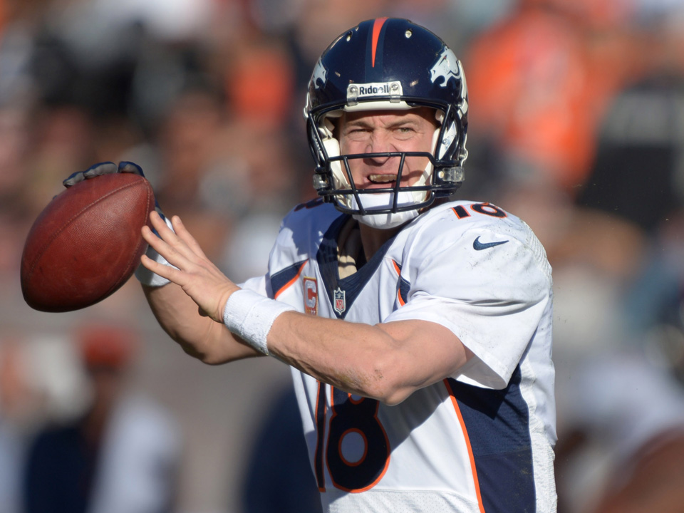 Saying 'I'm not happy at all,' Broncos' John Moffitt quits NFL