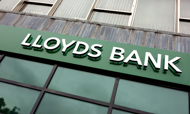 Lloyds bank customers react to job losses and branch closures – video ...