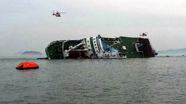 South Korea Ferry Disaster Survivors Describe Chaotic Scenes World News The Guardian 8473