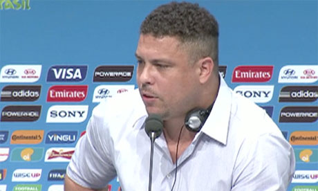 Ronaldo accuses Juan Zúñiga of intentionally hurting Neymar - video