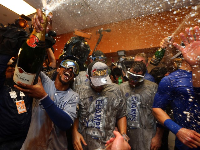 Flashback: Royals win 2015 World Series, beat Mets in Game 5