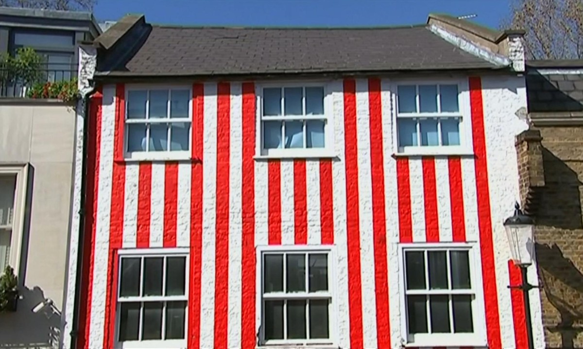 Stripes On Kensington House Are Fun And Here To Stay Says Owner London The Guardian