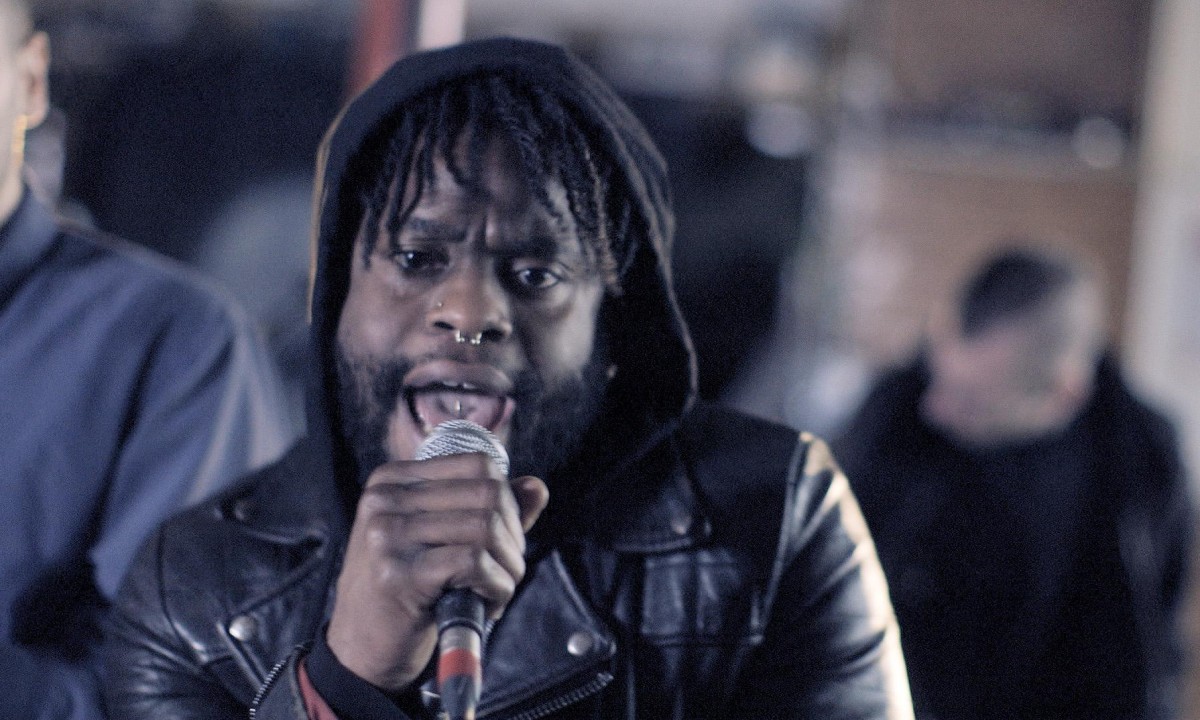 Young Fathers perform Shame live in session – video