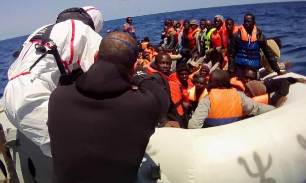 Italy rescues thousands of migrants in Med in huge weekend operation