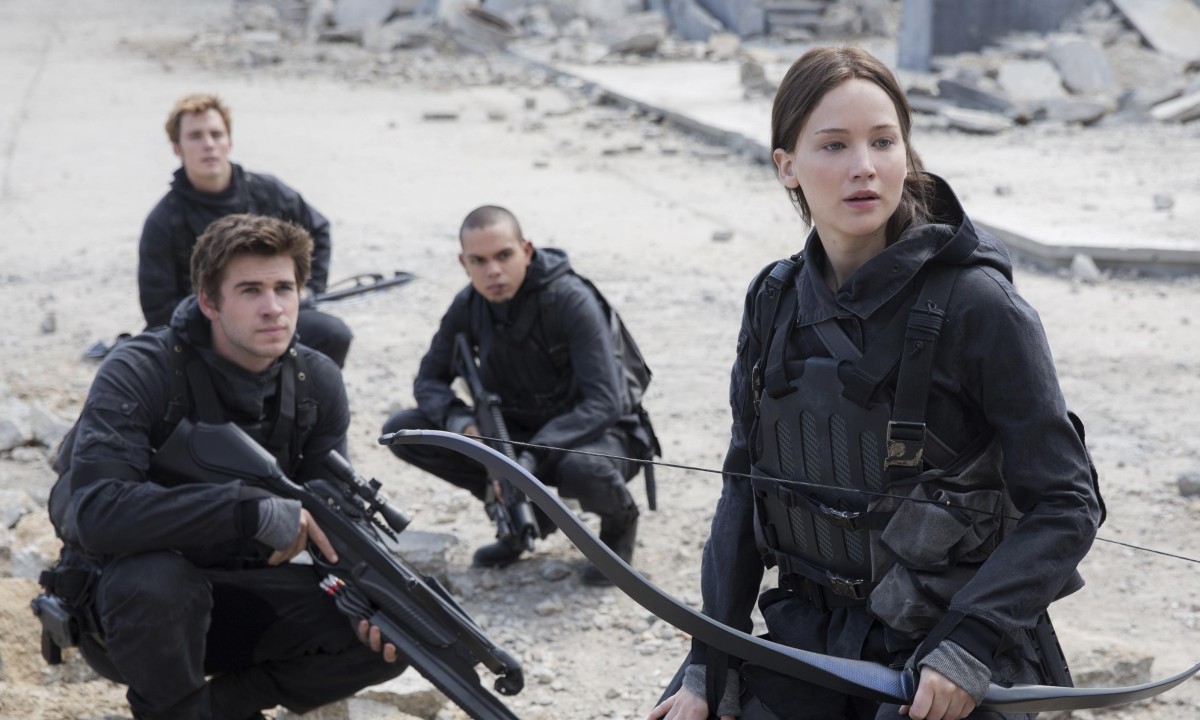 Hunger Games: Mockingjay - Part 2 Comic-Con promo: Unite