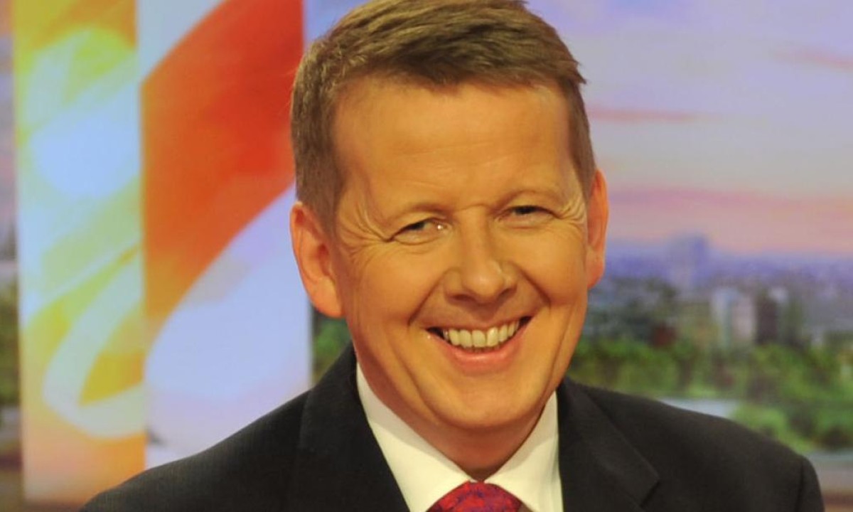 Bbc Breakfast Presenter Bill Turnbull Says C Word Live On Air Video 