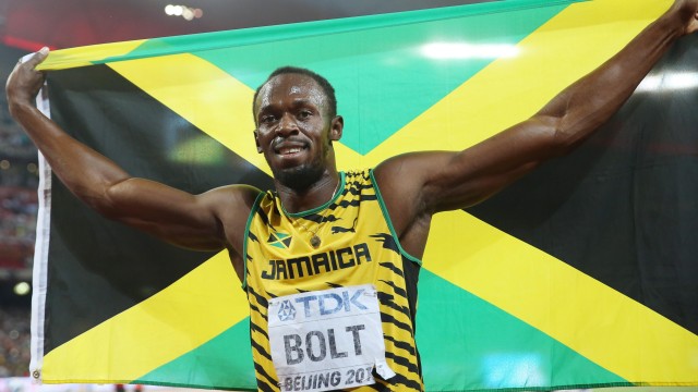 Usain Bolt beats Justin Gatlin again to win 200m world