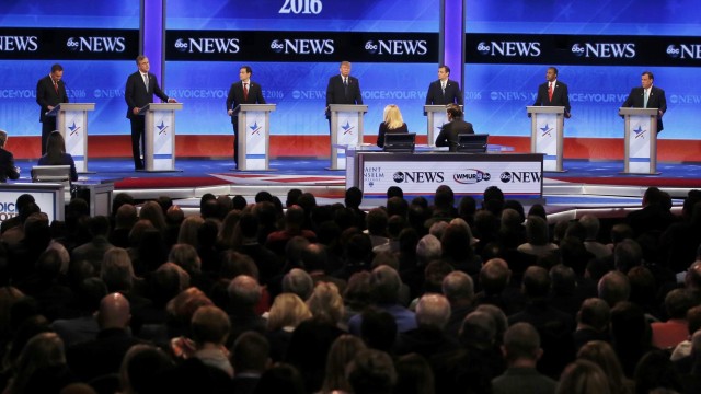 Ben Carson S Missed Cue Sets Off Awkward Start To Republican Debate Republicans The Guardian