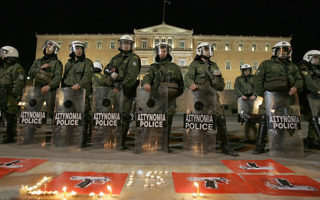 Gallery-Greek-riots-A-det-003.jpg