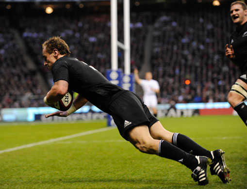 England v All Blacks: Jimmy Cowan dives over the line for the only try of the match