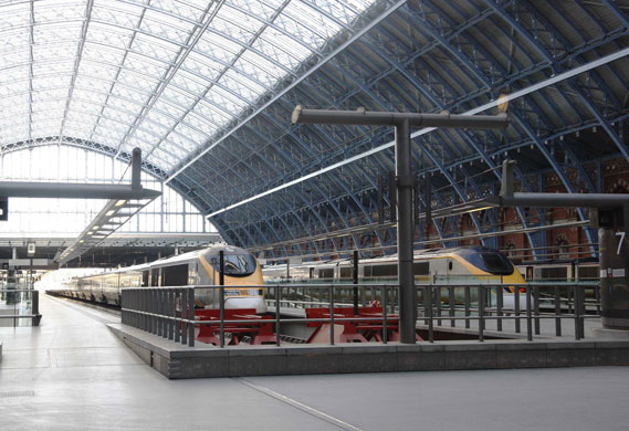 Eurostar delays: Eurostar trains wait at empty platforms at St Pancras