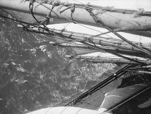 Alan Villiers: Looking down from the afterside of the foreroyal on the Parma by   Villiers