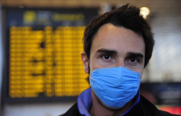 Swine flu masks: Barcelona