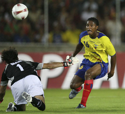 Replacements for Ronaldo: Ecuador's Luis Valencia