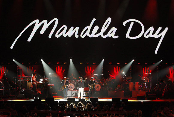 Mandela concert 2009: Will.i.am performs at the Mandela Day concert at Radio City Music Hall