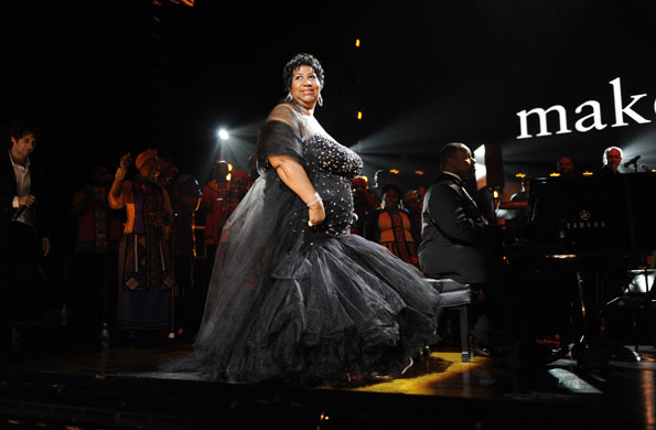 Mandela concert 2009: Aretha Franklin on stage at Mandela Day: A 46664 Celebration Concert 