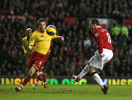 Wayne Rooney Top Ten: Rooney scores the fourth goal of the game against Watford
