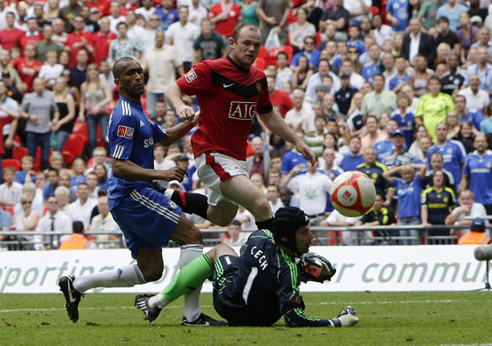 community shield : Manchester United's Rooney scores in the Community Shield 