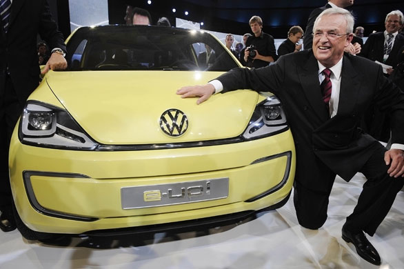 Frankfurt motor show: Volkswagen CEO Martin Winterkorn poses with the e-up car