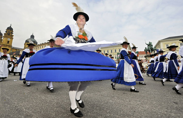 Oktoberfest in Munich : Oktoberfest starts in Munich 