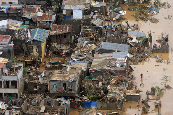 Over 100 Dead After Philippine Storm | Inloveandeath118's Blog