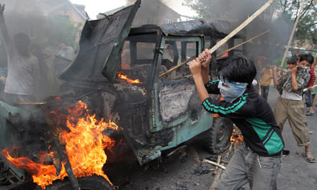 Protesters in Srinagar, Kashmir, August 2010