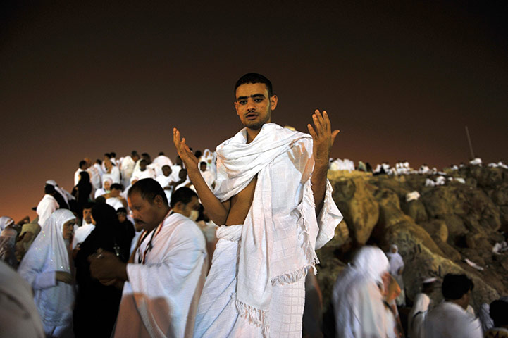 Hajj in Mecca: Muslim pilgrims congregate on the day of Arafat