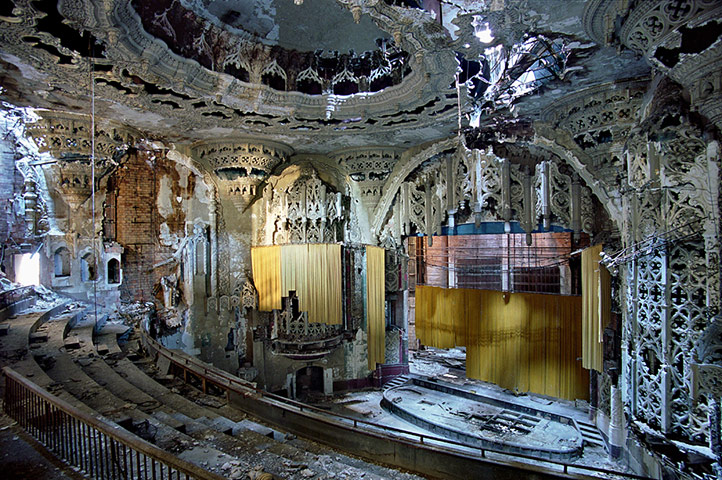 Ruins of Detroit: United Artists Theater in Detroit