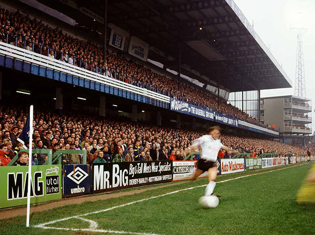 Cradle of the Game: Derby County 'Player crosses the ball'