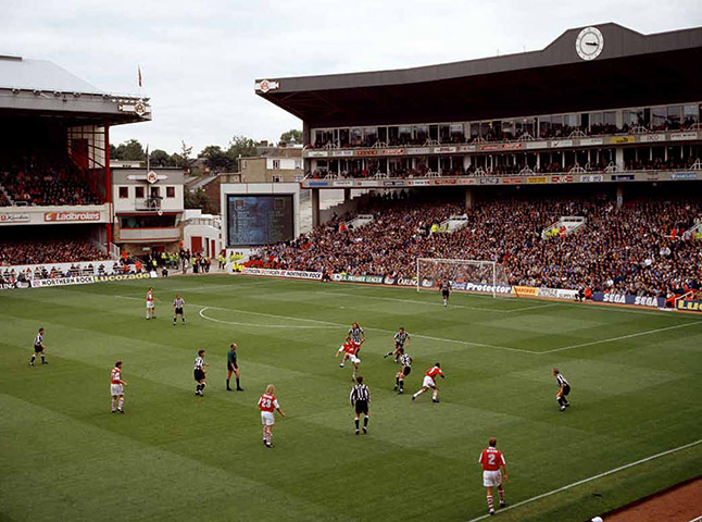 Cradle of the Game: Arsenal 'Wright one-two'
