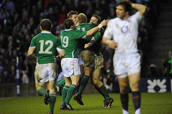 England v Ireland: Tommy Bowe celebrates his second try