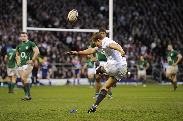 England v Ireland: An off-form Jonny Wilkinson misses a vital penalty kick in the 2nd half