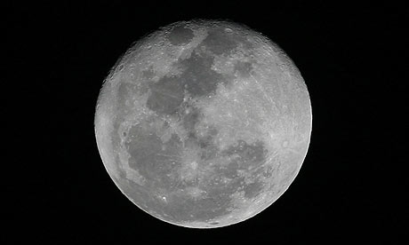 https://static.guim.co.uk/sys-images/Guardian/Pix/pictures/2010/3/14/1268577400649/The-moon-001.jpg