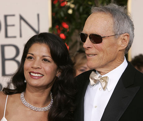 Clint Eastwood at 80: Clint Eastwood and Dina Eastwood arrive at 62nd annual Golden Globe Awards