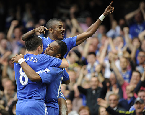 Title race gallery: Chelsea celebrate their 1st goal scored by Salomon Kalou against Stoke City