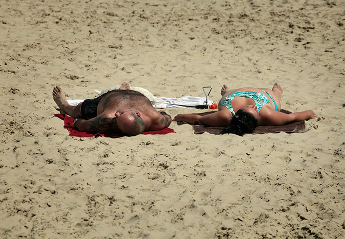 Weymouth: People enjoy the summer weather