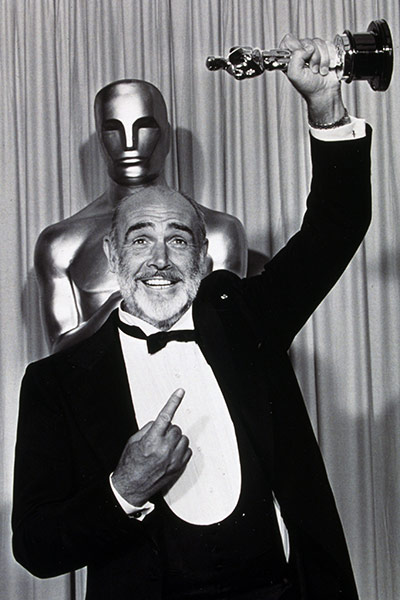 Sean Connery turns 80: Sean Connery with his Oscar for Best Supporting Actor in the 'Untouchables'