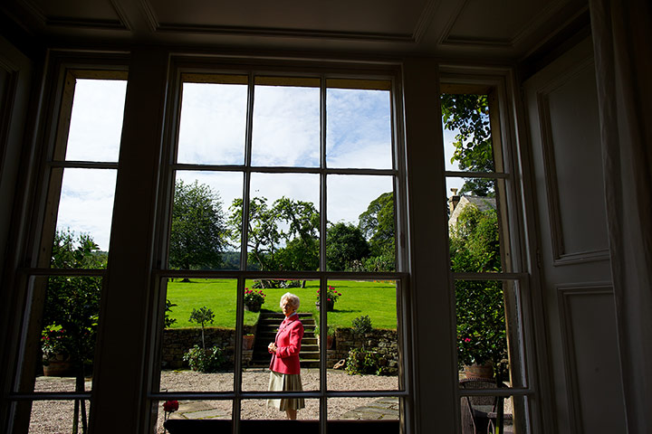 Duchess of Devonshire: The Duchess of Devonshire at home the Old Vicarage 