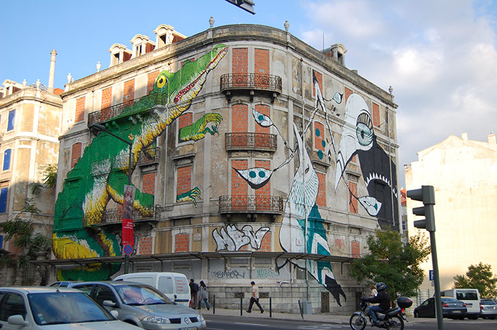 Lisbon graffiti: Lisbon 9