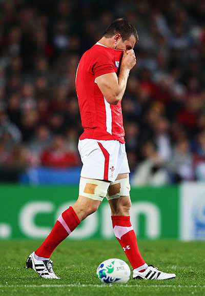 Wales v France RWC semi: Sam Warburton trudges off after being sent off against France