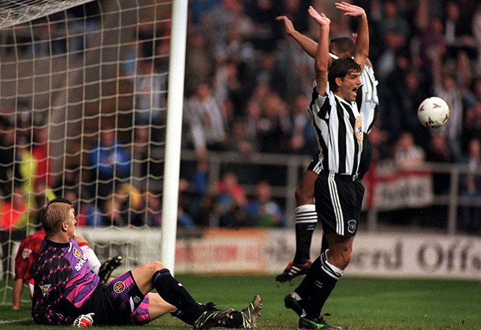 Man Utd Worst Defeats: Newcastle 5 United 0 October 1996