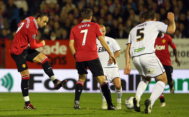 carling cup: Aldershot Town v Manchester United - Carling Cup Fourth Round