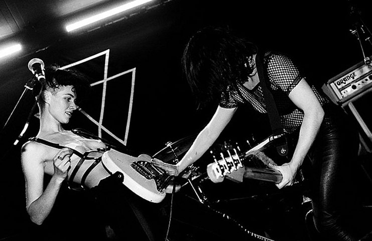 Your Gig Pictures: Vuvuvultures at Hoxton Bar And Kitchen
