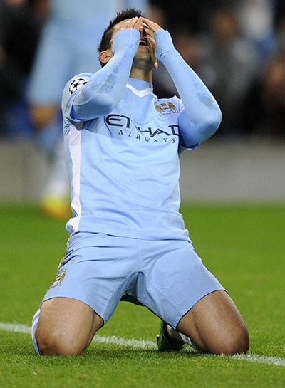 Wed Champ League: Sergio Aguero dejected after missing a chance