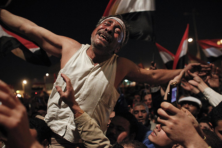 A-protester-is-overcome-b-007.jpg