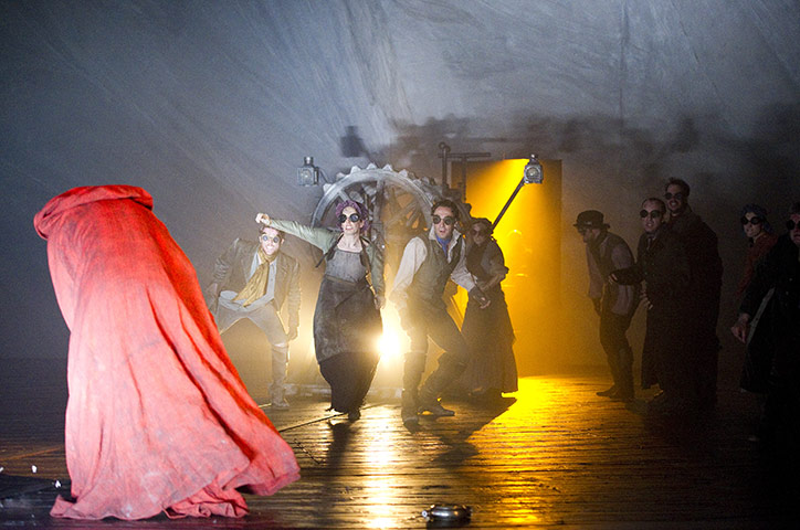 frankenstein: Jonny Lee Miller (The Creature)