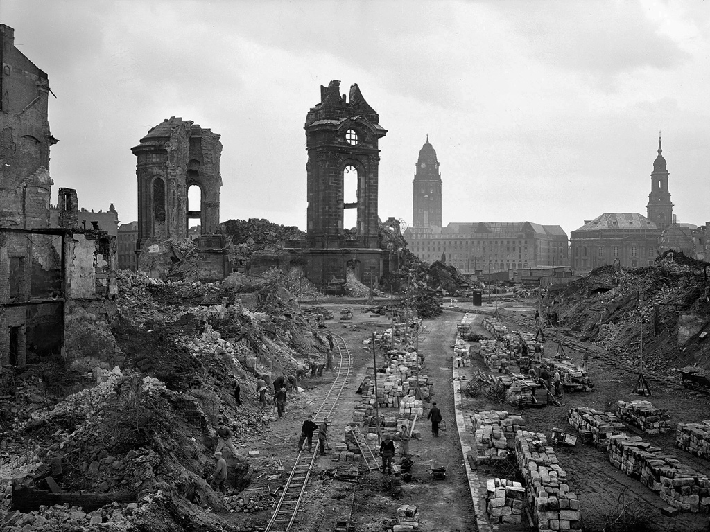 eyewitness-dresden-1952-world-news-the-guardian