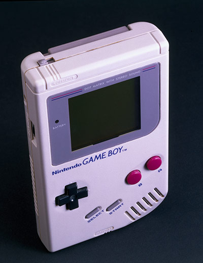 Nintendo-Game-Boy-1989-010.jpg